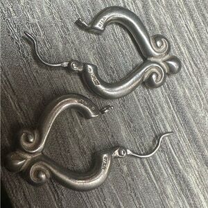 James Avery RETIRED Sterling Silver SCROLL Earrings